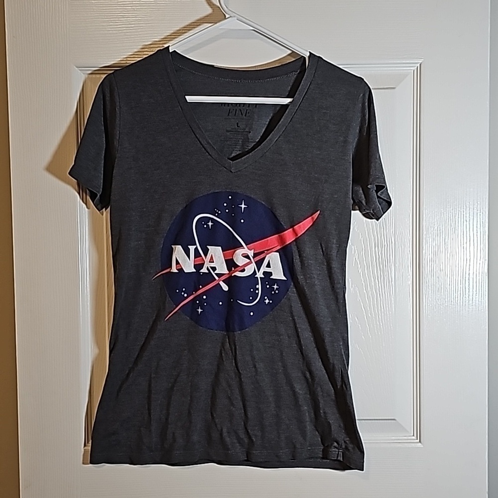 Mighty Fine Nasa Graphic Tee V Neck Size L